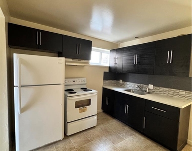 1039 Mechanic Street - Photo Thumbnail 6