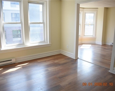 201 N. 6th - Photo Thumbnail 3