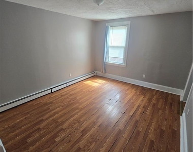 934 Ferry Street - Photo Thumbnail 1