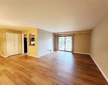 885 Cold Spring Road - Photo Thumbnail 5