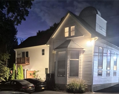 242 Walnut Street - Photo Thumbnail 7