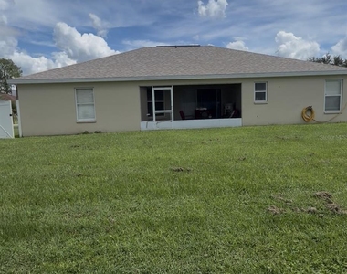 5619 Fischer Drive - Photo Thumbnail 10