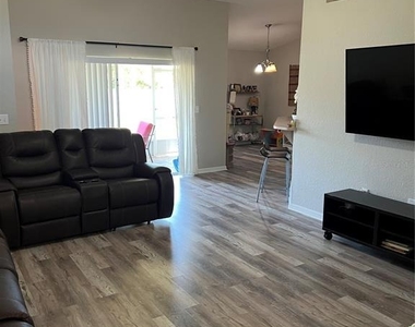 5619 Fischer Drive - Photo Thumbnail 1