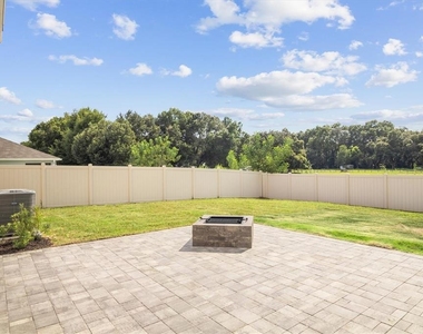 8673 Triumph Circle - Photo Thumbnail 35