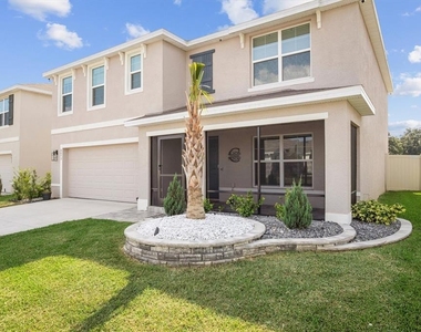 8673 Triumph Circle - Photo Thumbnail 2