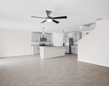 8673 Triumph Circle - Photo Thumbnail 13