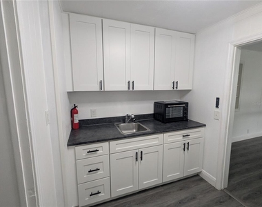 1513 Akron Drive - Photo Thumbnail 3