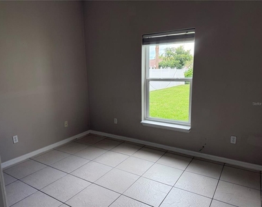 125 Florida Park Drive - Photo Thumbnail 5
