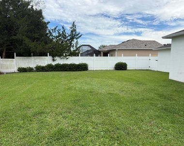 125 Florida Park Drive - Photo Thumbnail 15