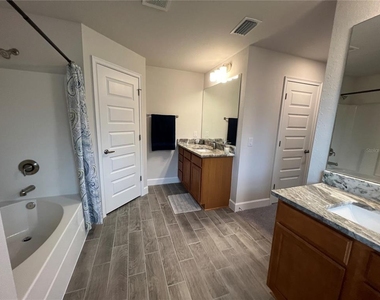 27430 Deep Creek Boulevard - Photo Thumbnail 29