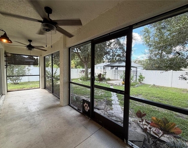 4426 Windsong Avenue - Photo Thumbnail 18