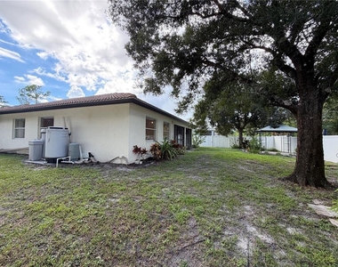 4426 Windsong Avenue - Photo Thumbnail 23