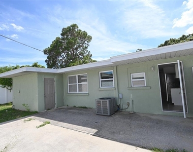4817 Northwood Avenue - Photo Thumbnail 18