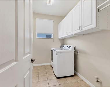 6539 37th Street E - Photo Thumbnail 24