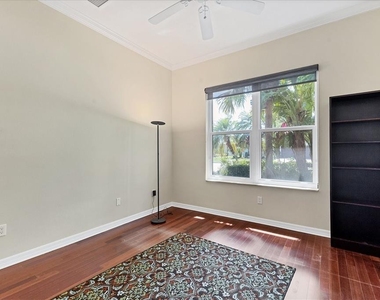 6539 37th Street E - Photo Thumbnail 19