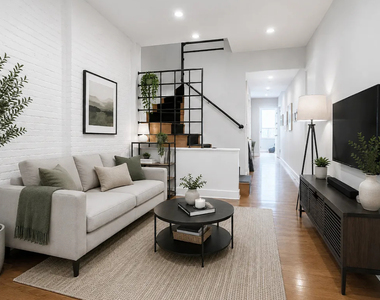 1129 Lexington Avenue - Photo Thumbnail 1
