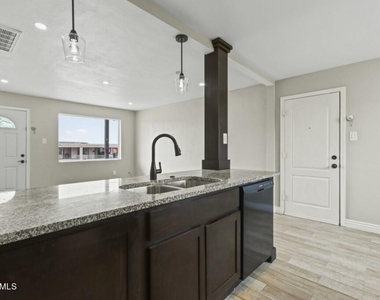 7917 San Paulo Drive - Photo Thumbnail 11