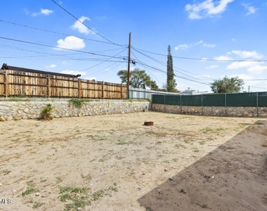 7917 San Paulo Drive - Photo Thumbnail 31