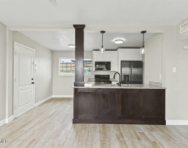 7917 San Paulo Drive - Photo Thumbnail 5