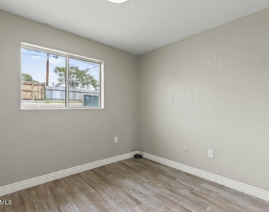 7917 San Paulo Drive - Photo Thumbnail 13