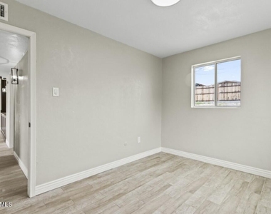 7917 San Paulo Drive - Photo Thumbnail 17
