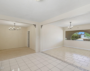 400 De Vargas Drive - Photo Thumbnail 8