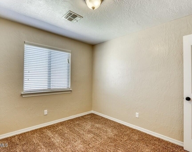 13272 Emerald Glen Street - Photo Thumbnail 39