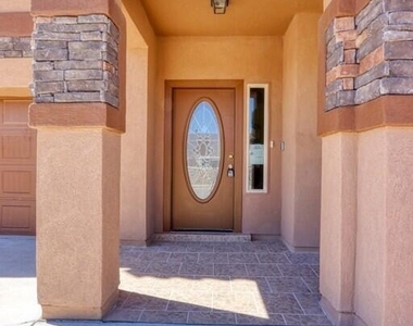 13272 Emerald Glen Street - Photo Thumbnail 3