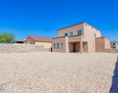 13272 Emerald Glen Street - Photo Thumbnail 49