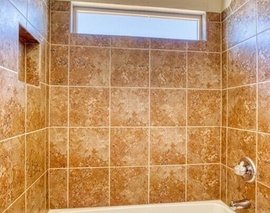 13272 Emerald Glen Street - Photo Thumbnail 29
