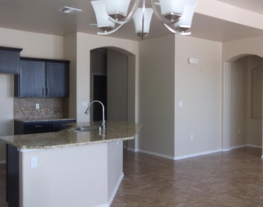 857 Blue Park Avenue - Photo Thumbnail 3
