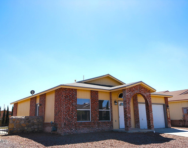 14344 Venecia Drive - Photo Thumbnail 1
