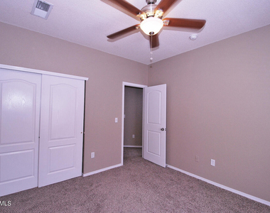14344 Venecia Drive - Photo Thumbnail 19