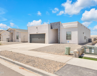 14423 Kayla Mia Drive - Photo Thumbnail 1