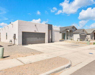 14423 Kayla Mia Drive - Photo Thumbnail 2