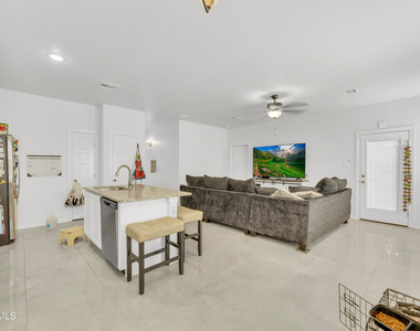 14423 Kayla Mia Drive - Photo Thumbnail 9