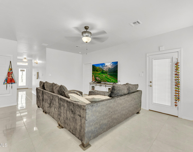 14423 Kayla Mia Drive - Photo Thumbnail 6