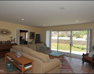 4233 Hampshire Lane - Photo Thumbnail 7