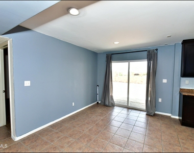6372 Franklin Ridge Drive - Photo Thumbnail 9