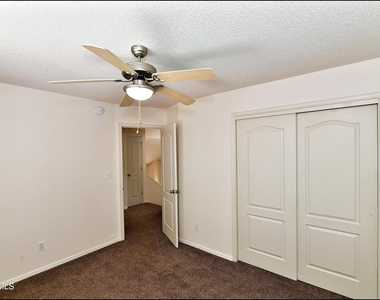 6372 Franklin Ridge Drive - Photo Thumbnail 32