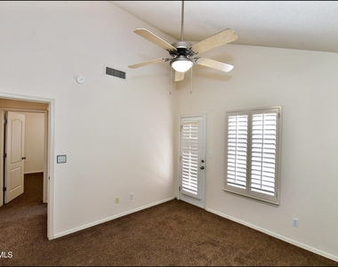 6372 Franklin Ridge Drive - Photo Thumbnail 35