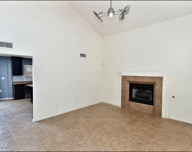 6372 Franklin Ridge Drive - Photo Thumbnail 6