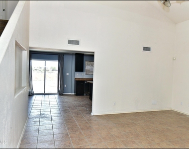 6372 Franklin Ridge Drive - Photo Thumbnail 5
