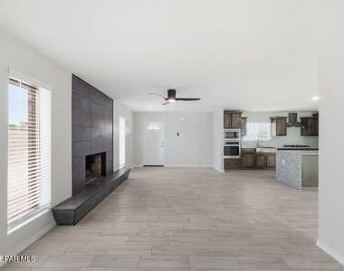 565 Gallagher Street - Photo Thumbnail 14