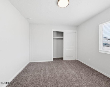 565 Gallagher Street - Photo Thumbnail 30