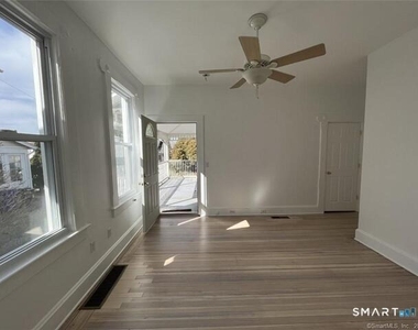 3 Betts Place - Photo Thumbnail 3