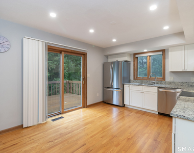 10 Clancy Road - Photo Thumbnail 4
