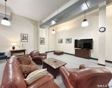 25 Grand Street - Photo Thumbnail 13