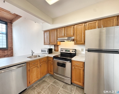 25 Grand Street - Photo Thumbnail 4