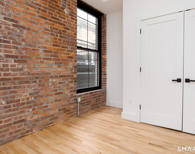 10 Commerce Street - Photo Thumbnail 12